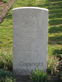 Noeux-Les-Mines Communal Cemetery - Paroissien, A F E