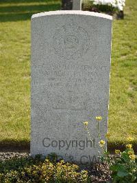 Noeux-Les-Mines Communal Cemetery - Paterson, Wallace Campbell