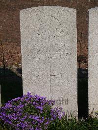 Noeux-Les-Mines Communal Cemetery - Reed, S C