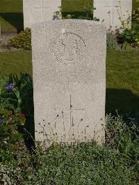 Noeux-Les-Mines Communal Cemetery - Reid, J