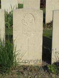 Noeux-Les-Mines Communal Cemetery - Revell, Thomas Frederick