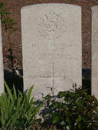 Noeux-Les-Mines Communal Cemetery - Rice, John William