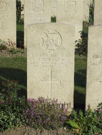 Noeux-Les-Mines Communal Cemetery - Robinson, The Hon. H. E. J.