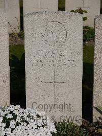 Noeux-Les-Mines Communal Cemetery - Rogers, Frederick Arthur