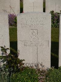 Noeux-Les-Mines Communal Cemetery - Rylands, T