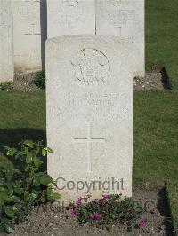 Noeux-Les-Mines Communal Cemetery - Scott, Henry James
