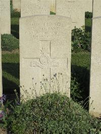 Noeux-Les-Mines Communal Cemetery - Segrave, M