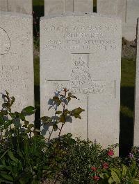Noeux-Les-Mines Communal Cemetery - Sherliker, T