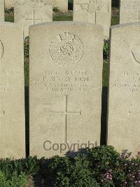 Noeux-Les-Mines Communal Cemetery - Short, F
