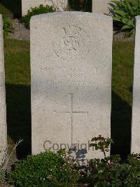 Noeux-Les-Mines Communal Cemetery - Shove, J