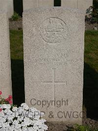 Noeux-Les-Mines Communal Cemetery - Simms, F A