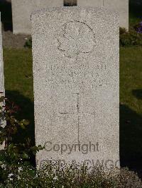 Noeux-Les-Mines Communal Cemetery - Sinclair, R L