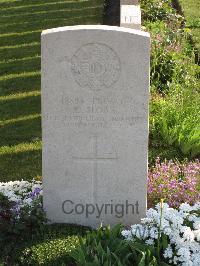 Noeux-Les-Mines Communal Cemetery - Sloan, C