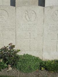 Noeux-Les-Mines Communal Cemetery - Small, F G