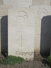 Noeux-Les-Mines Communal Cemetery - Smith, T