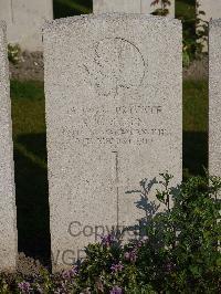 Noeux-Les-Mines Communal Cemetery - Steen, C G