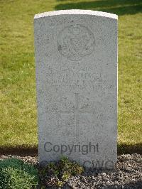 Noeux-Les-Mines Communal Cemetery - Stritch, George Seymour Russell