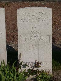 Noeux-Les-Mines Communal Cemetery - Swain, Nelson