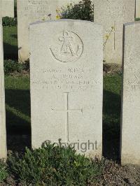 Noeux-Les-Mines Communal Cemetery - Swiggs, A