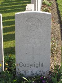 Noeux-Les-Mines Communal Cemetery - Thomas, James
