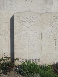 Noeux-Les-Mines Communal Cemetery - Tilling, William Henry Robert