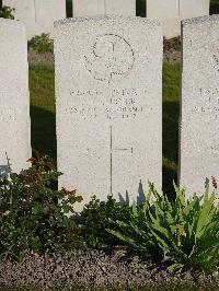 Noeux-Les-Mines Communal Cemetery - Turner, J E