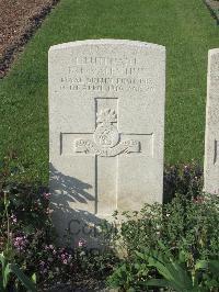 Noeux-Les-Mines Communal Cemetery - Valentine, Robert Lepper