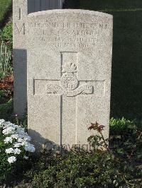 Noeux-Les-Mines Communal Cemetery - Vardon, E F C