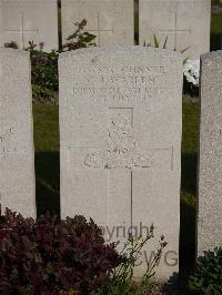 Noeux-Les-Mines Communal Cemetery - Warren, C J