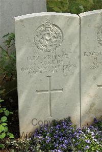 Bois Guillaume Communal Cemetery Extension - Eckert, J