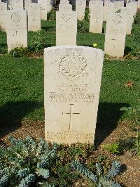 Cassino War Cemetery - Helps, William Vincent
