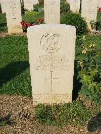 Cassino War Cemetery - Hemmington, John Thomas
