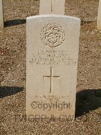 Cassino War Cemetery - Holloway, Thomas Robert Pearson