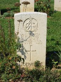 Cassino War Cemetery - Holmes, Charles Fredrick