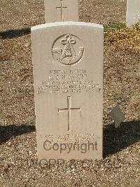Cassino War Cemetery - Howkins, Richard Joseph