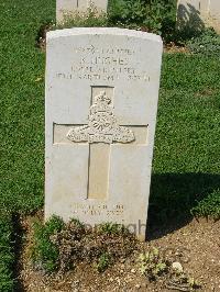 Cassino War Cemetery - Hughes, Robert