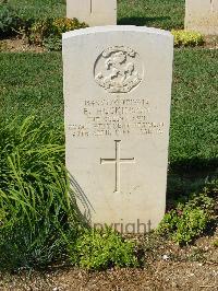 Cassino War Cemetery - Huskinson, Eric