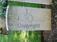 Cassino War Cemetery - Idour, Victor