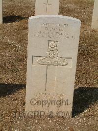 Cassino War Cemetery - Jones, Percy