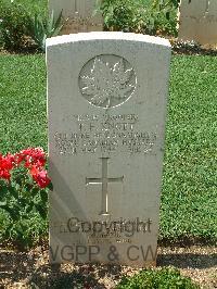 Cassino War Cemetery - Knott, Thomas Ernest