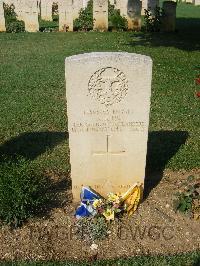 Cassino War Cemetery - King, Robert