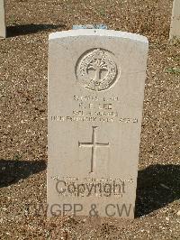 Cassino War Cemetery - Lee, George Ellis