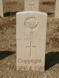 Cassino War Cemetery - Lloyd, John Gordon