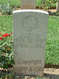 Cassino War Cemetery - MacAulay, Raymond