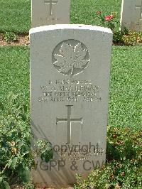 Cassino War Cemetery - MacKeigan, Wallace Arthur