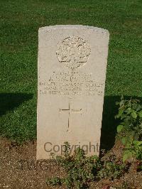 Cassino War Cemetery - MacDonald, John