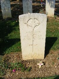 Cassino War Cemetery - Madden, James