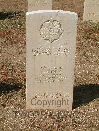 Cassino War Cemetery - Makhdum, 
