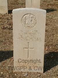 Cassino War Cemetery - McMahon, Andrew Shaw