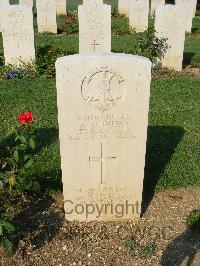 Cassino War Cemetery - McQueen, Henry